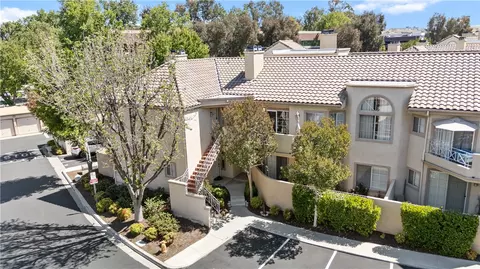 23921 Del Monte Dr #34, Valencia, CA 91355