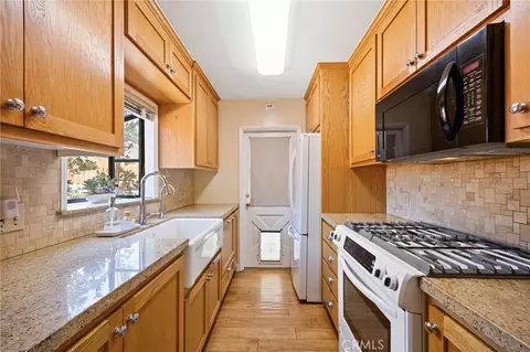 Kitchen - 3427 Encinal St, La Crescenta, CA 91214 photo 1 of 3