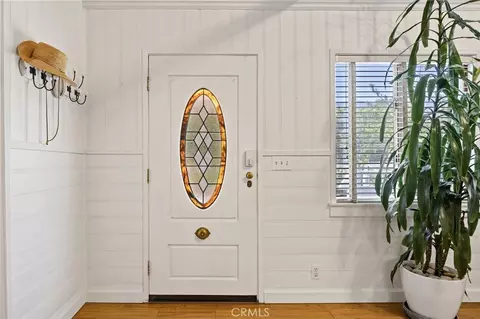 Entry Way - 3427 Encinal St, La Crescenta, CA 91214 photo 1 of 3