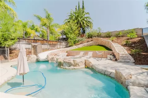 32480 The Old Rd, Castaic, CA 91384