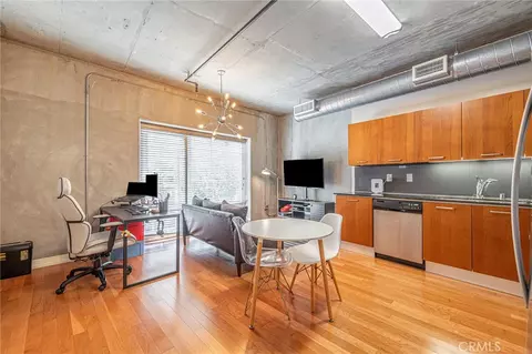 645 W 9th #301, Los Angeles, CA 90015