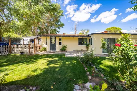 43747 Sylvan Dr, Lake Hughes, CA 93532