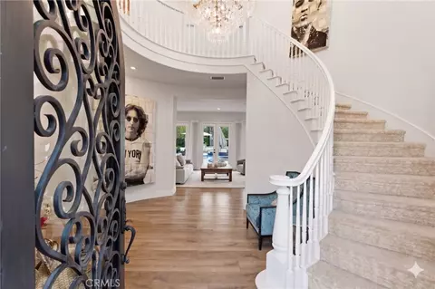 26962 Alsace, Calabasas, CA 91302