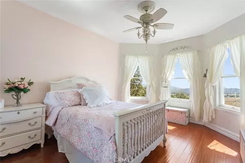 Bedroom - 4649 Shannon View Rd, Acton, CA 93510 photo 4 of 7