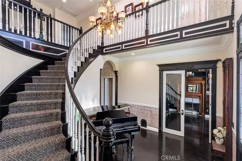 Entry Way - 4649 Shannon View Rd, Acton, CA 93510 photo 1 of 4