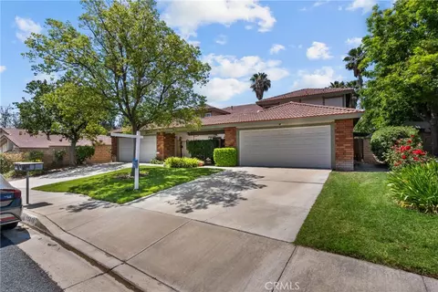 15816 Cindy Ct, Canyon Country, CA 91387