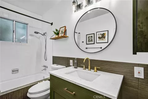 Bath - 6830 Bothwell Rd, Reseda, CA 91335 photo 1 of 4