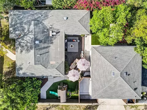 View/Area - 6830 Bothwell Rd, Reseda, CA 91335 photo 1 of 3