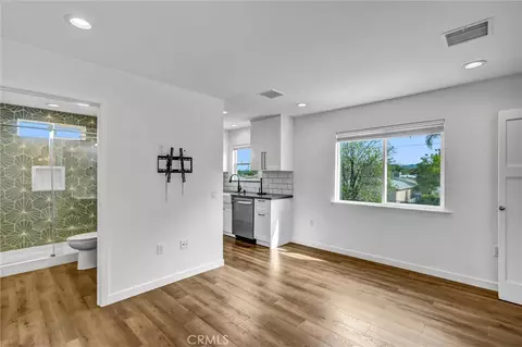 Living - 6830 Bothwell Rd, Reseda, CA 91335 photo 3 of 3