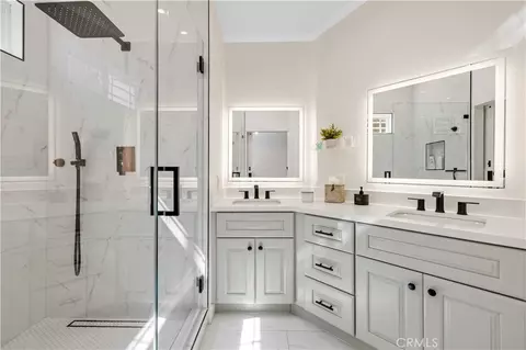 Bath - 2585 Callahan Ave, Simi Valley, CA 93065 photo 3 of 8