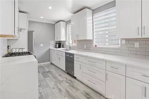 6949 Aura Ave, Reseda, CA 91335 photo 8