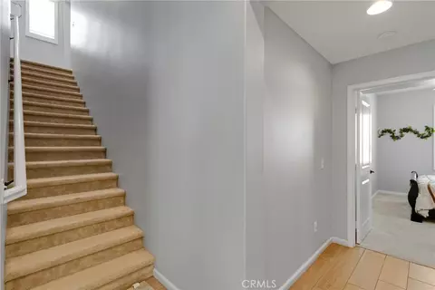 Entry Way - 21730 Bene, Saugus, CA 91350 photo 1 of 2