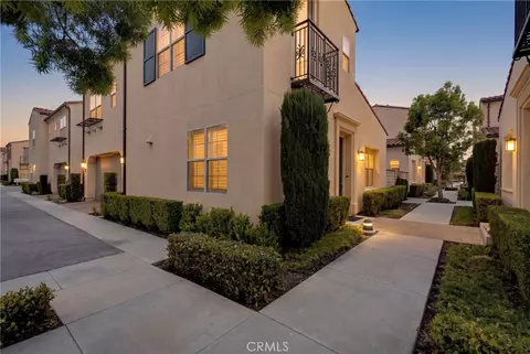 Exterior - 21730 Bene, Saugus, CA 91350 photo 6 of 14