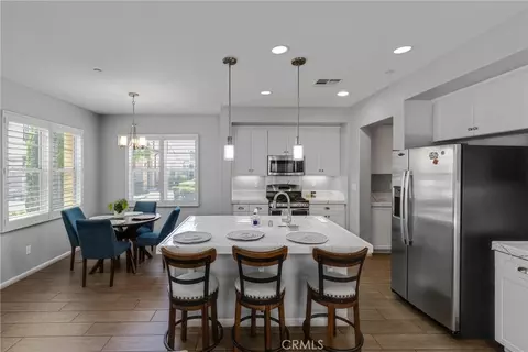 Kitchen - 21730 Bene, Saugus, CA 91350 photo 1 of 4