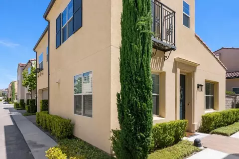 Exterior - 21730 Bene, Saugus, CA 91350 photo 2 of 14