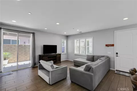 Other - 21730 Bene, Saugus, CA 91350 photo 3 of 8