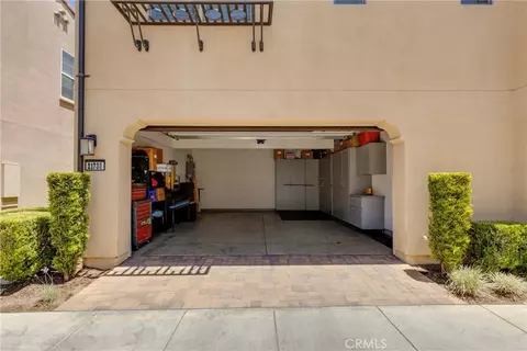 Exterior - 21730 Bene, Saugus, CA 91350 photo 11 of 14