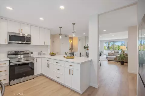 4600 Via Dolce #206, Marina Del Rey, CA 90292