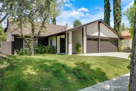 27311 Country Gln, Agoura Hills, CA 91301