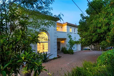 23665 Summit, Calabasas, CA 91302