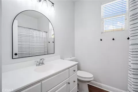 Bath - 605 W W Orch, Tehachapi, CA 93561 photo 2 of 2
