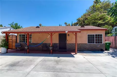 15450 Archwood, Van Nuys, CA 91406