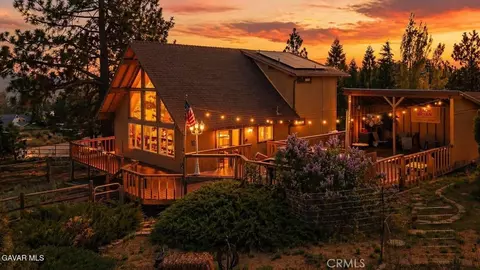 25631 High Rock Ct, Tehachapi, CA 93561
