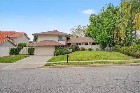 22671 Town Crier, Calabasas, CA 91302