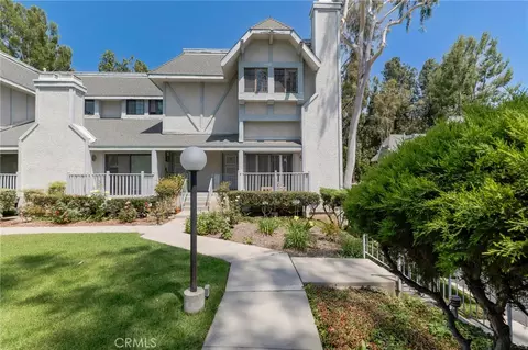 18424 Lemarsh, Northridge, CA 91325
