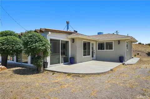 30668 Tick Canyon Rd, Canyon Country, CA 91387