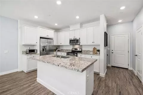 22838 Concord, Saugus, CA 91350