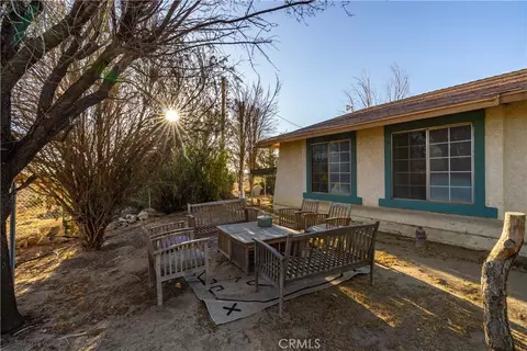 Exterior - 20539 E Avenue R, Palmdale, CA 93591 photo 6 of 24