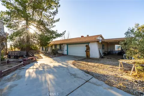 Exterior - 20539 E Avenue R, Palmdale, CA 93591 photo 2 of 24