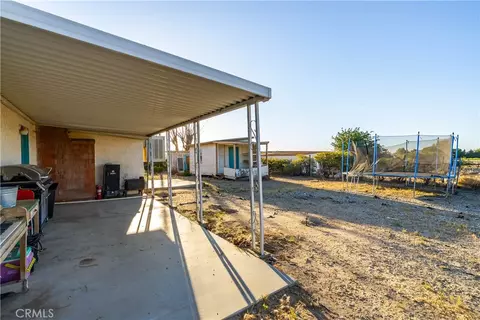 Exterior - 20539 E Avenue R, Palmdale, CA 93591 photo 12 of 24