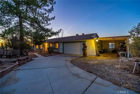 Exterior - 20539 E Avenue R, Palmdale, CA 93591 photo 3 of 24