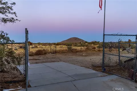 Other - 20539 E Avenue R, Palmdale, CA 93591 photo 1 of 10