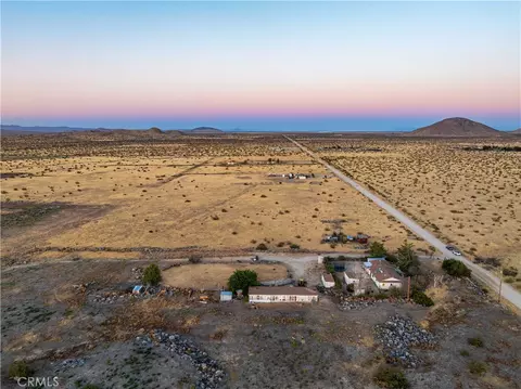 View/Area - 20539 E Avenue R, Palmdale, CA 93591 photo 7 of 9