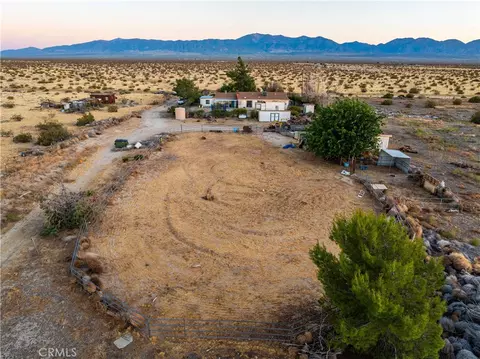 View/Area - 20539 E Avenue R, Palmdale, CA 93591 photo 6 of 9