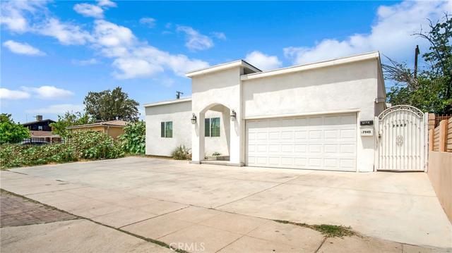 7945 Woodman Ave, Panorama City, CA 91402