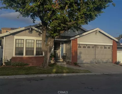 13691 Gavina Ave #615, Sylmar, CA 91342