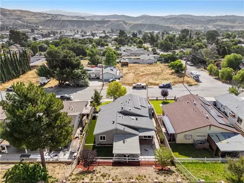 View/Area - 31511 Cherry, Castaic, CA 91384 photo 1 of 2