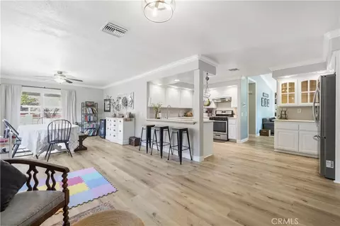 Entry Way - 31511 Cherry, Castaic, CA 91384 photo 2 of 2