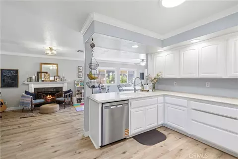 Kitchen - 31511 Cherry, Castaic, CA 91384 photo 1 of 8