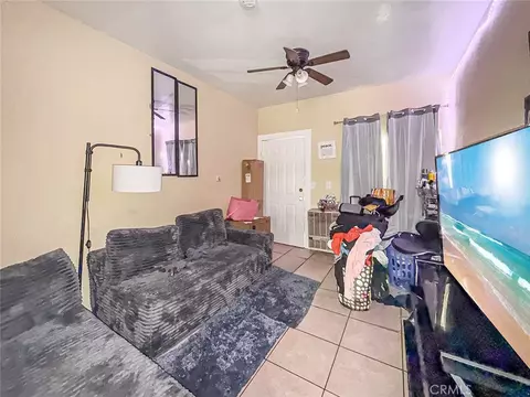 Living - 1403 Lemon Ave, Long Beach, CA 90813 photo 5 of 14