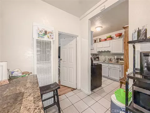 Entry Way - 1403 Lemon Ave, Long Beach, CA 90813 photo 1 of 3