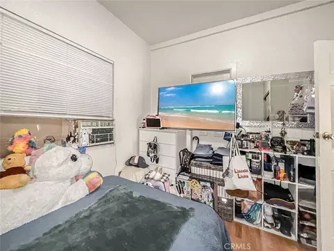 Bedroom - 1403 Lemon Ave, Long Beach, CA 90813 photo 7 of 22