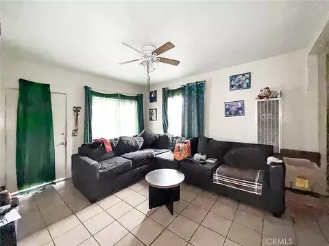 Living - 1403 Lemon Ave, Long Beach, CA 90813 photo 13 of 14