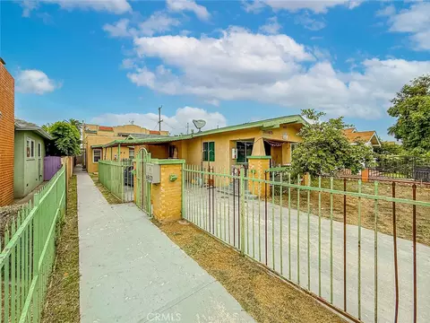 Exterior - 1403 Lemon Ave, Long Beach, CA 90813 photo 2 of 5