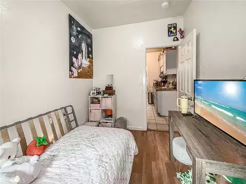 Bedroom - 1403 Lemon Ave, Long Beach, CA 90813 photo 12 of 22