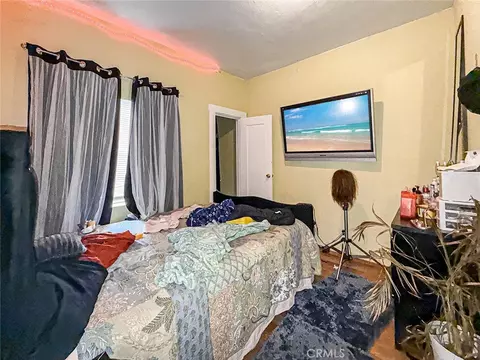 Bedroom - 1403 Lemon Ave, Long Beach, CA 90813 photo 5 of 22